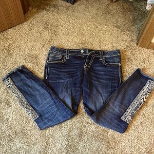 Miss Me | boho cropped skinny ankle jeans